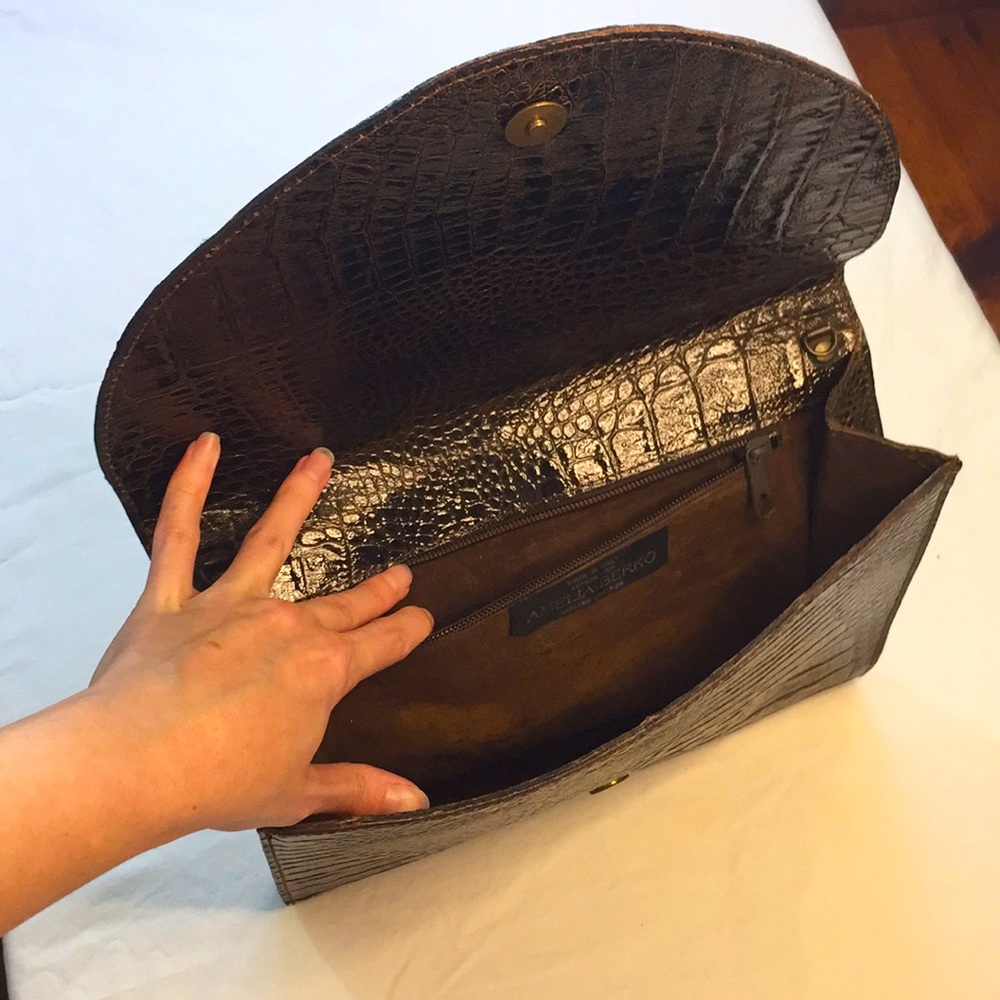 Vintage Italian Genuine Leather Clutch - Picture 5 of 7